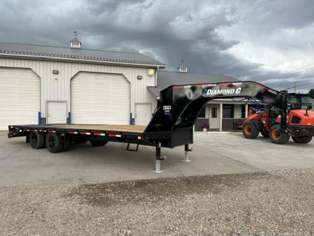 New 2026 Diamond C 25' FMAX210