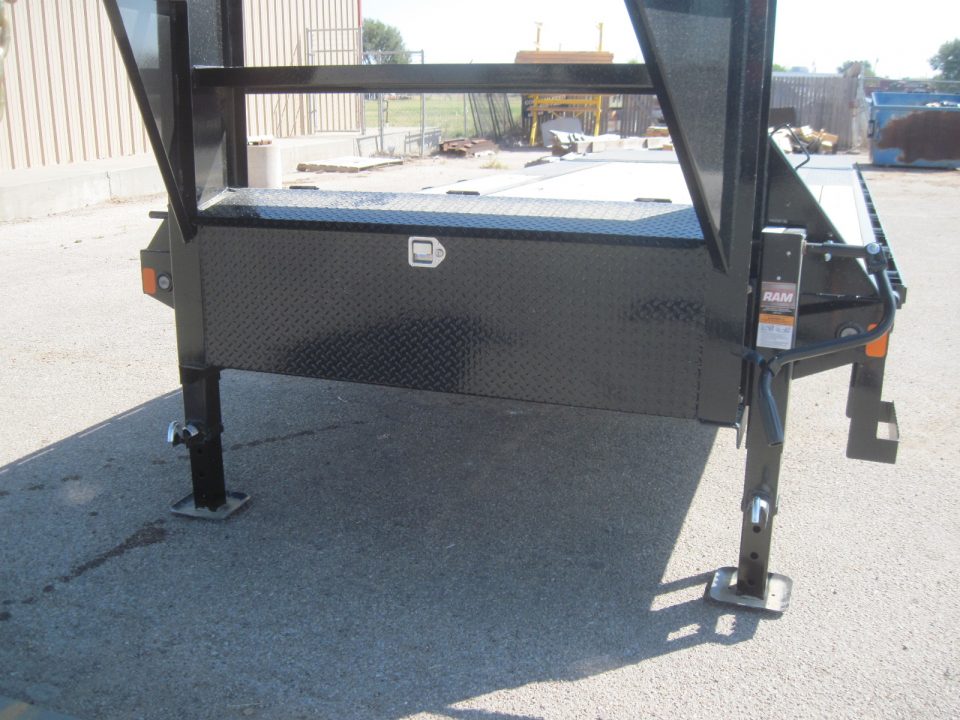 New 2026 Load Trail 102x25 GN Flatbed w/ Max Ramps 14k