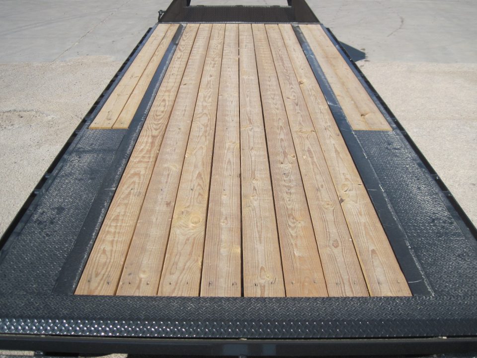 New 2026 Load Trail 102x25 GN Flatbed w/ Max Ramps 14k