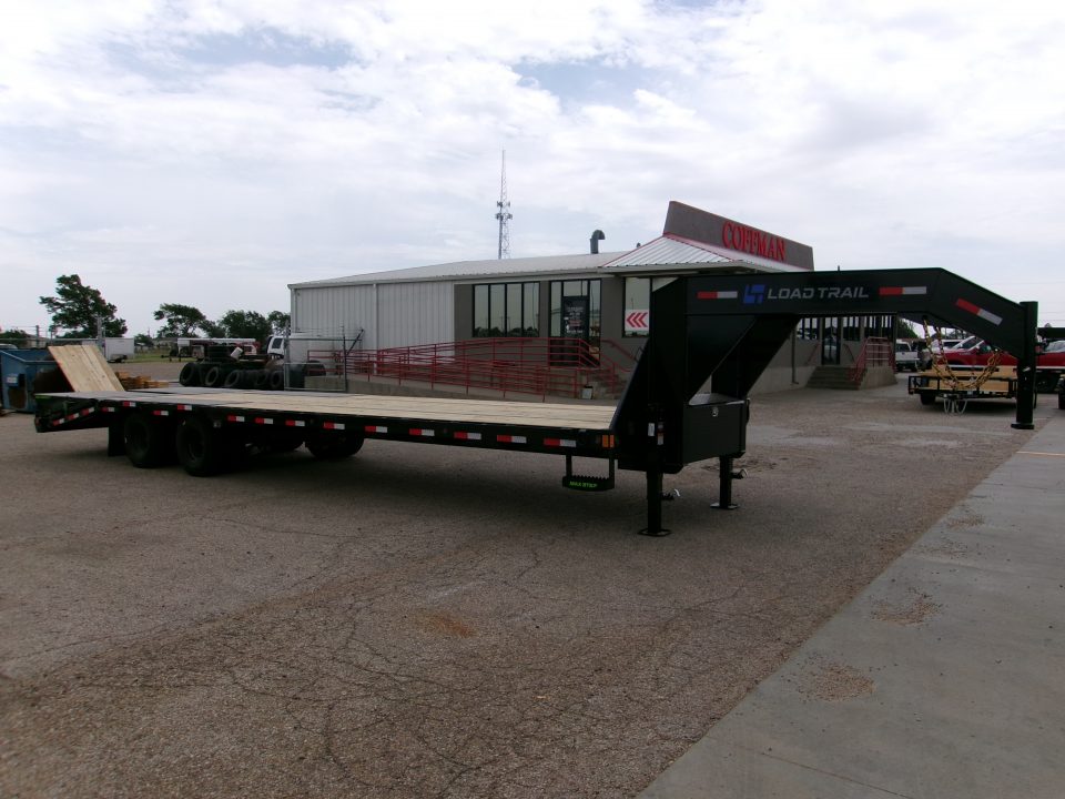 New 2026 Load Trail 32' GN Flatbed w/ Max Ramps & 12k axles, 25.9k