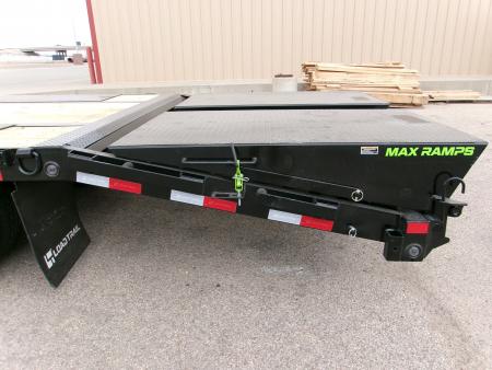 New 2026 Load Trail 32' GN Flatbed w/ Max Ramps & 12k axles, 25.9k
