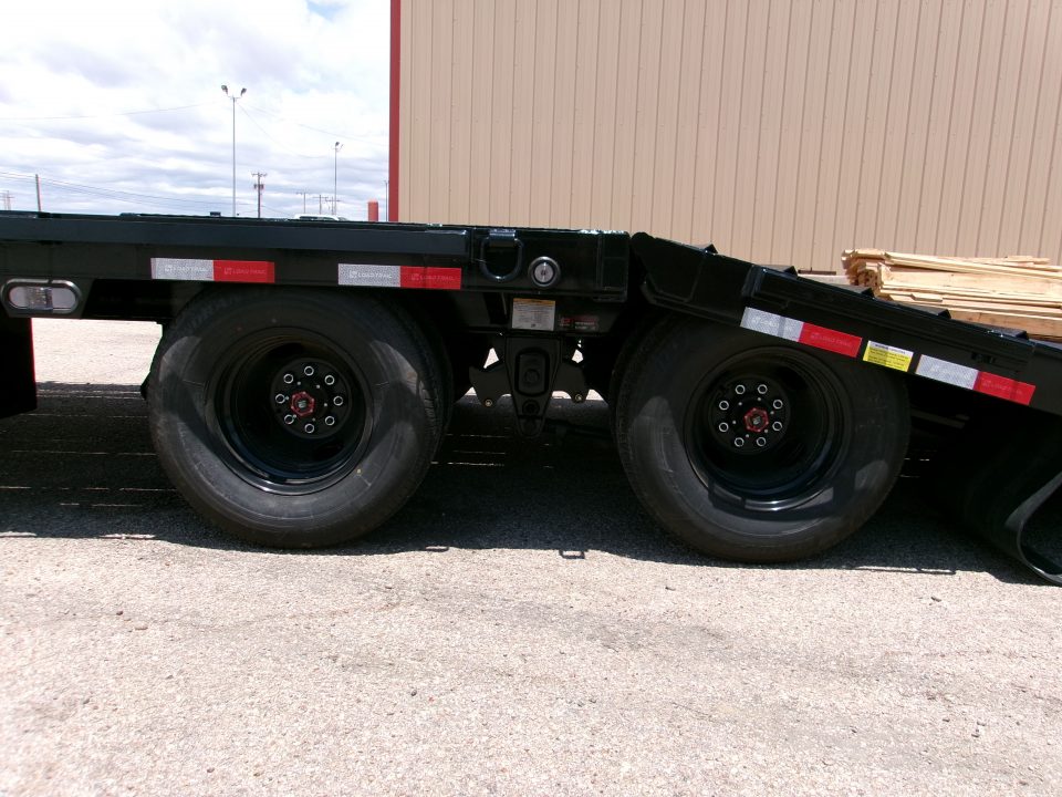 New 2026 Load Trail 32' GN Flatbed w/ 12' Hydraulic Dovetail 24k
