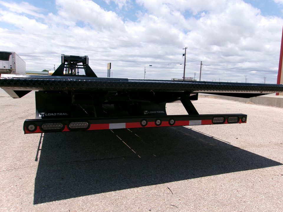 New 2026 Load Trail 32' GN Flatbed w/ 12' Hydraulic Dovetail 24k