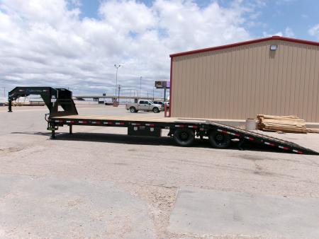 New 2026 Load Trail 32' GN Flatbed w/ 12' Hydraulic Dovetail 24k
