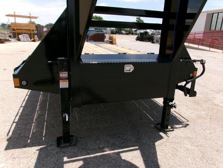 New 2026 Load Trail 32' GN Flatbed w/ 12' Hydraulic Dovetail 24k