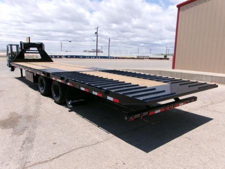 New 2026 Load Trail 32' GN Flatbed w/ 12' Hydraulic Dovetail 24k