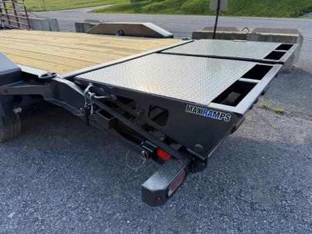 New 2026 Diamond C LPX208 Equipment Trailer MAX RAMPS ,SLIPPER ROLLER , 2 SPEED 15 K JACK