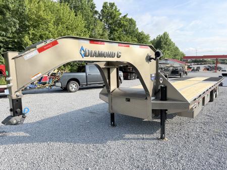 New 2026 Diamond C FMAX212 GOOSENECK TRAILER PACESETTER EDITION HYDRO JACKS & DOVE DISC BRAKES 17.5 ALUMINUM OUTER RIMS