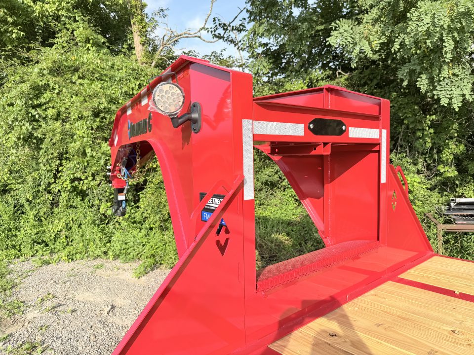 New 2026 Diamond C FMAX212 GOOSENECK TRAILER PACESETTER EDITION HYDRO JACKS & DOVE DISC BRAKES 17.5 ALUMINUM OUTER RIMS