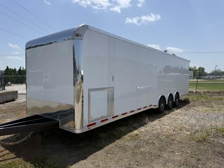 New 2027 Vintage 32’ Tag Race Trailer