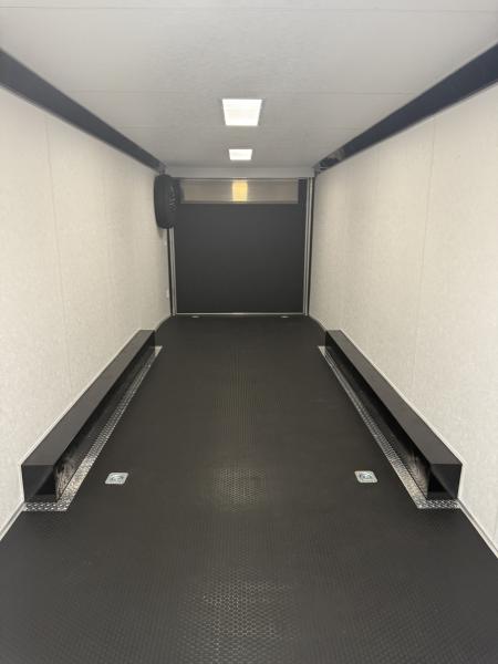 New 2027 Vintage 34’ Tag Race Trailer