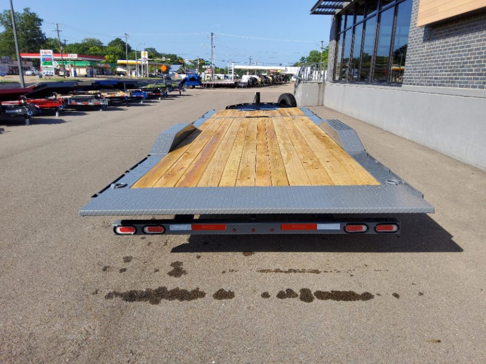 New 2026 Diamond C Trailers HXD210 Tilt Trailer