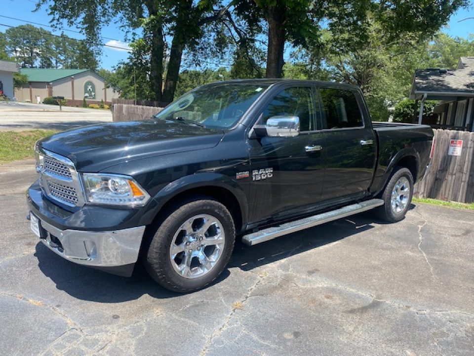 Used 2017 RAM 1500 Laramie 4x4 Truck