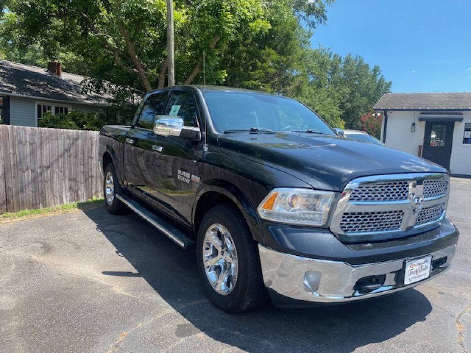 Used 2017 RAM 1500 Laramie 4x4 Truck