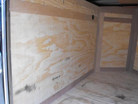 New Arising Enclosed Trailer 5 X 8 Cargo / Enclosed Trailer