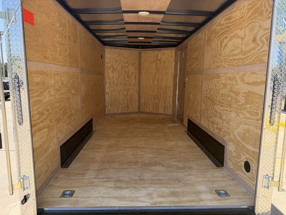 New #056646 2027 FOREST RIVER TA3 7 X 14 TANDEM AXLE 10K ENCLOSED W/ REAR RAMP DOOR