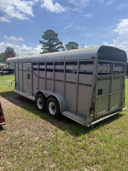 Consignment 2003 Double D DBLD7KLQ Horse Trailer