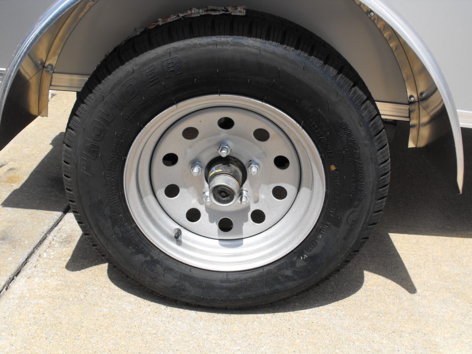 New Enclosed Trailer 4 X 6 Ramp 5' Interior Silver Mist