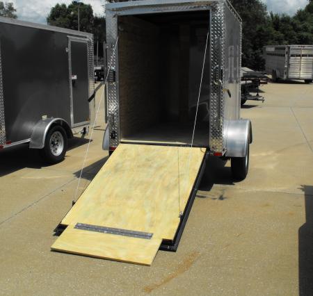 New Enclosed Trailer 4 X 6 Ramp 5' Interior Silver Mist