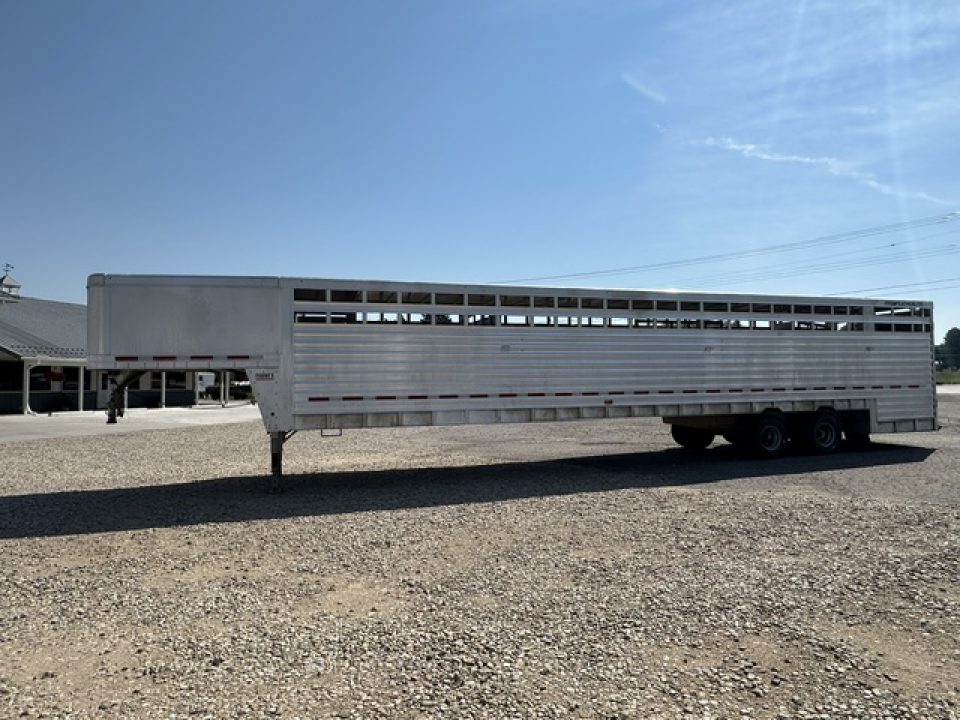 Consignment 2013 Featherlite 40' Ground Load