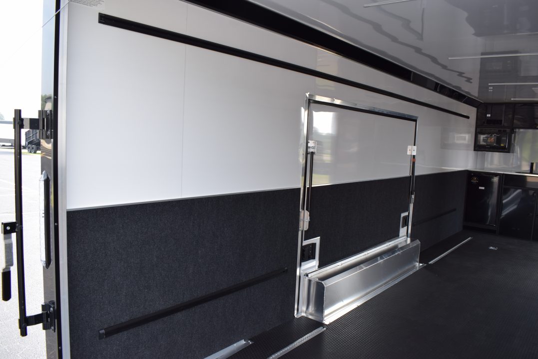 New ATC 8.5x24 ROM450 CAR / RACE HAULER / BATHROOM / SINK / MICRO / REF.