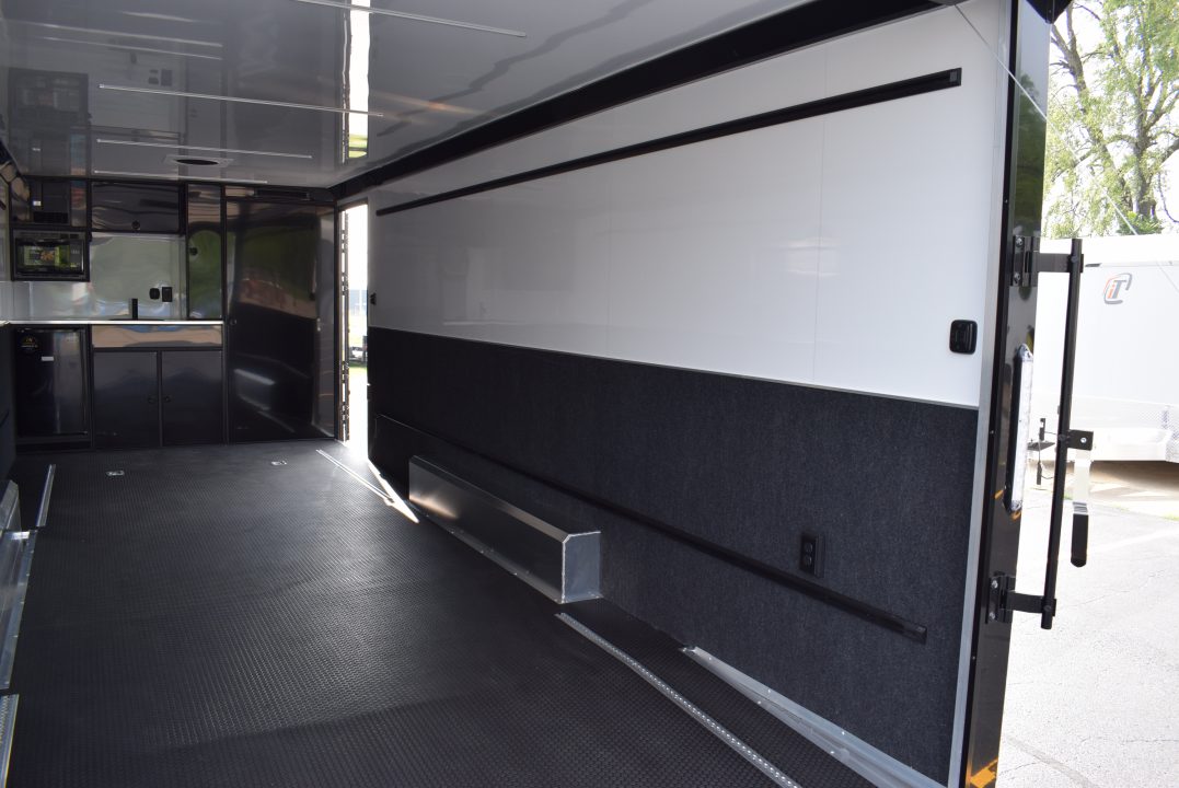 New ATC 8.5x24 ROM450 CAR / RACE HAULER / BATHROOM / SINK / MICRO / REF.