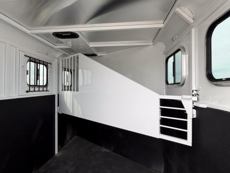 New 2027 Trails West 2H Adventure MX BH Horse Trailer