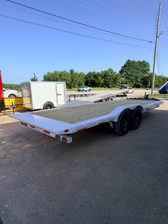 New 2026 Diamond C Trailers 15.5K HXD 207 Package 22' X 102" Equipment Trailer