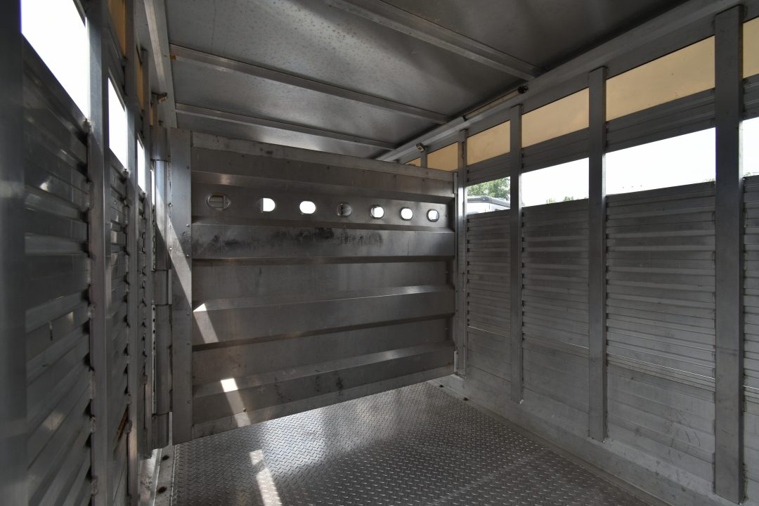 Used 2016 EBY Trailers BH1MLS Stock / Stock Combo Trailer