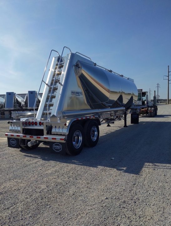 New 2028 MAC PNEUMATIC TANK TRAILER
