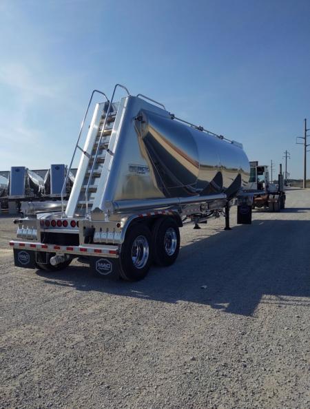 New 2028 MAC PNEUMATIC TANK TRAILER