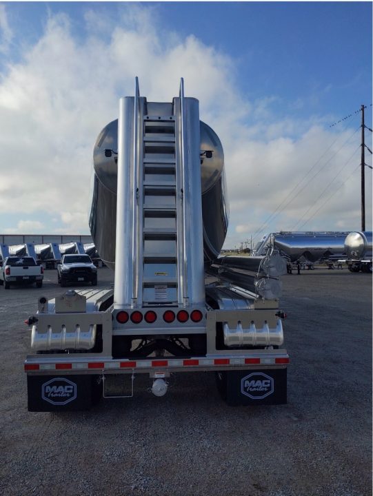 New MAC Trailers 1850 CU FT PNEUMATIC TANK TRAILER