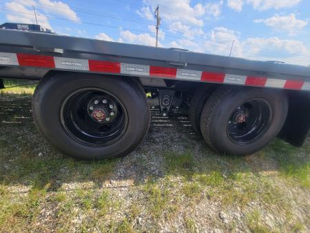 New 2026 Sure-Trac 8.5x30+5 Pro Series Deckover Gooseneck Trailer