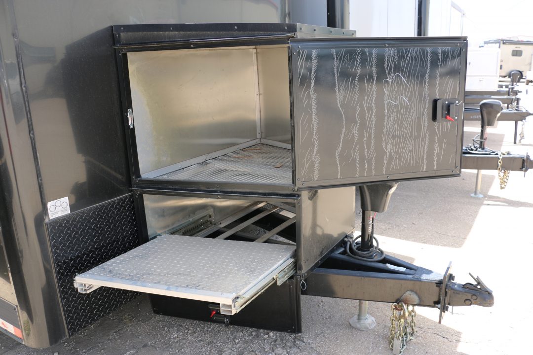 New 32ft Eliminator - SS Racer's Pkg w/ Bath/Shower ST# SOLD