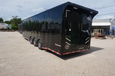 New 32ft Eliminator - SS Racer's Pkg w/ Bath/Shower ST# SOLD