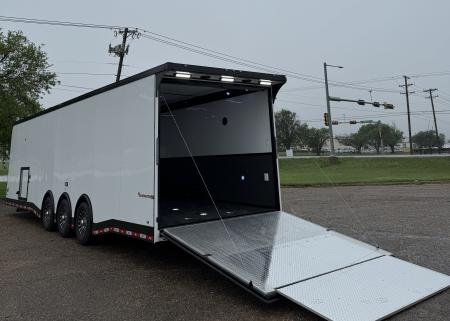New 32ft Eliminator - SS Racer's Pkg w/ Bath/Shower ST#SOLD