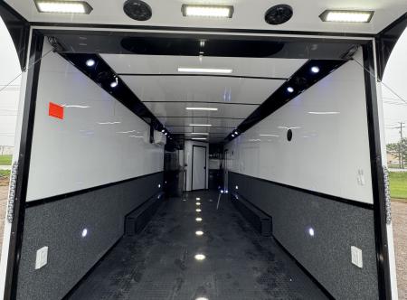 New 32ft Eliminator - SS Racer's Pkg w/ Bath/Shower ST#SOLD