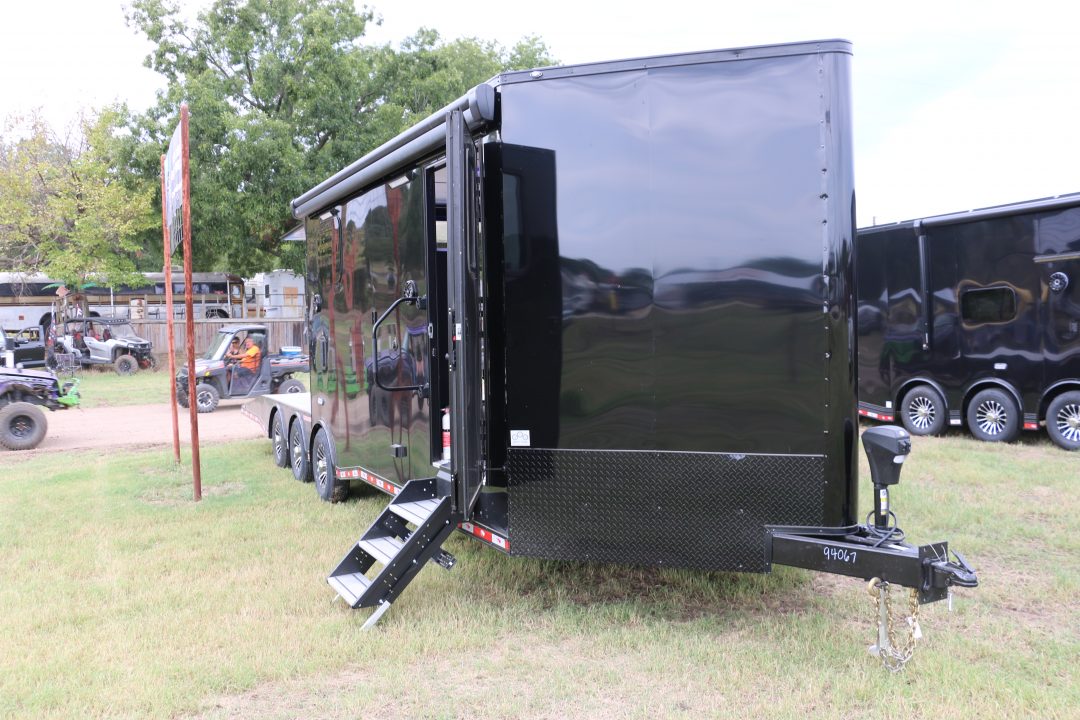 New (ON ORDER) 8.5' X 32' HYBRID ENCLOSED TRAILER W/ LIVING QUARTERS ST# SOLD