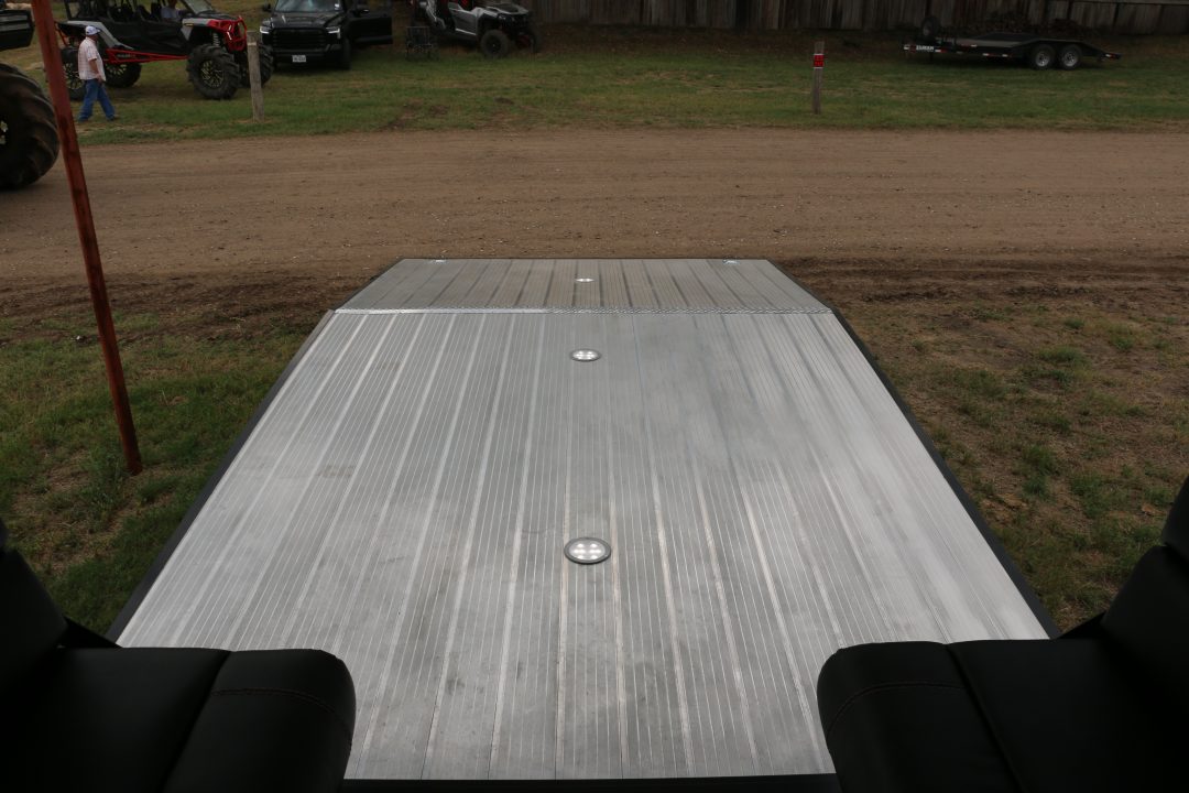 New (ON ORDER) 8.5' X 32' HYBRID ENCLOSED TRAILER W/ LIVING QUARTERS ST# SOLD