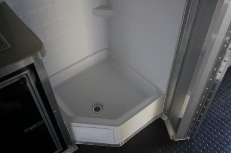 New 32ft Eliminator - SS Racer's Pkg w/ Bath/Shower ST#SOLD