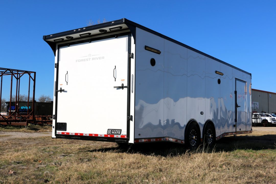 New 8.5 X 28 CONTINENTAL CARGO NITRO