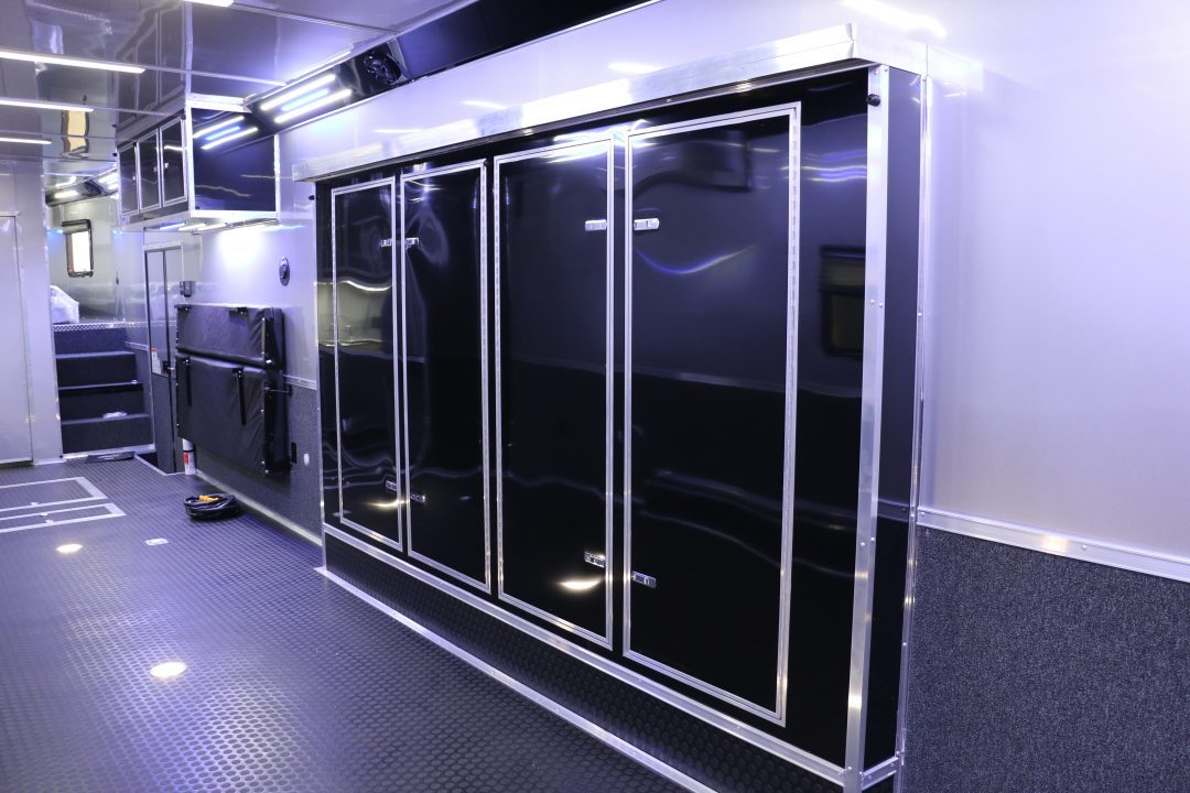 New 2026 Cargo Mate 8.5 X 44 ELIMINATOR SS RACE TRAILER W/ BATH, BED AND MUCH MORE