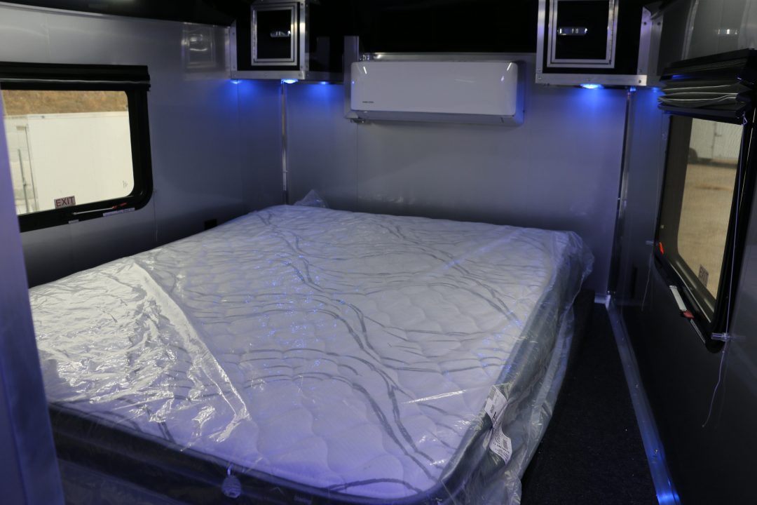 New 2026 Cargo Mate 8.5 X 44 ELIMINATOR SS RACE TRAILER W/ BATH, BED AND MUCH MORE