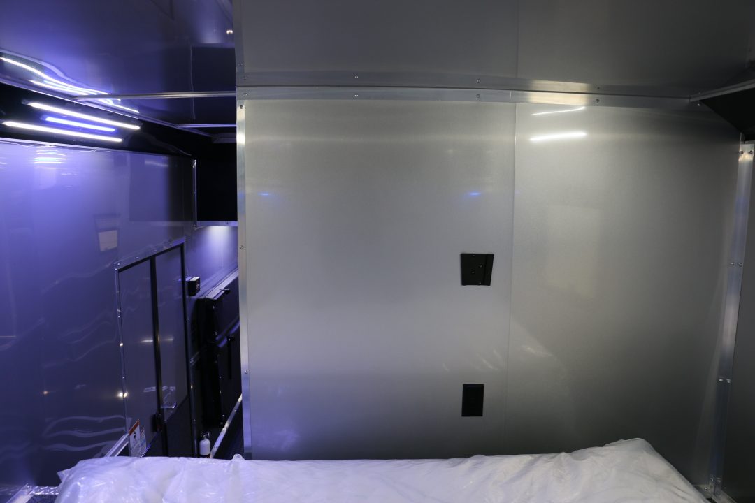 New 2026 Cargo Mate 8.5 X 44 ELIMINATOR SS RACE TRAILER W/ BATH, BED AND MUCH MORE