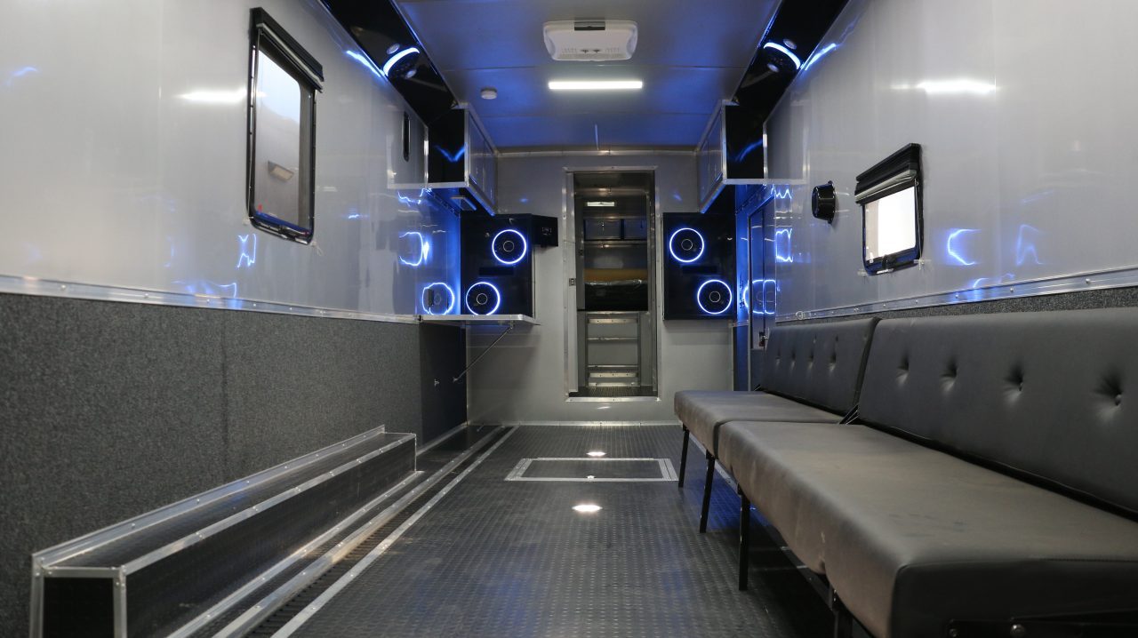 New 8.5' X 44' GOOSENECK RACE CAR TRAILER W/ LIVING QUARTERS