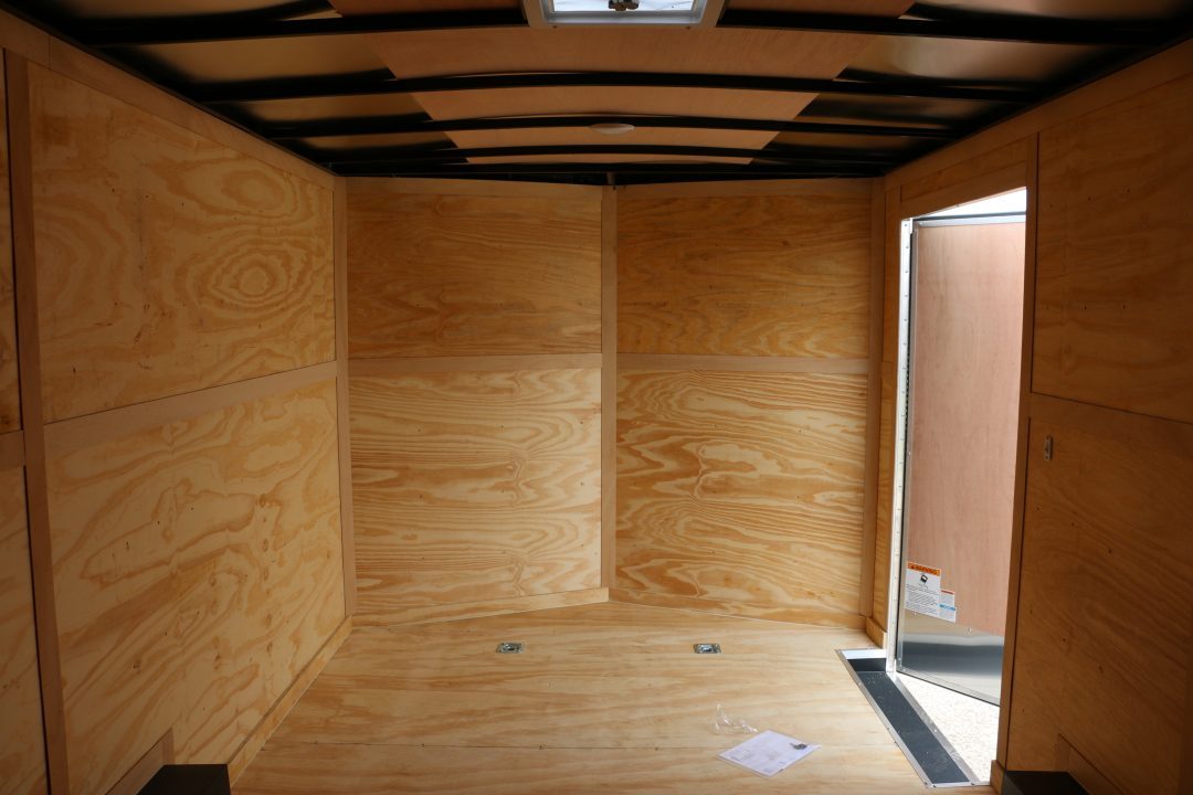 New 8.5x16 EHW SEMI-SCREWLESS EXTERIOR ST#97660
