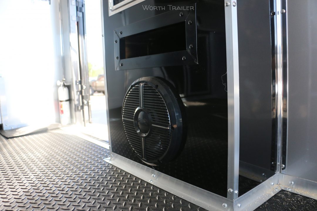 New 8.5X32 HYBRID ENCLOSED TRAILER W/ LIVING QUARTERS ST# SOLD