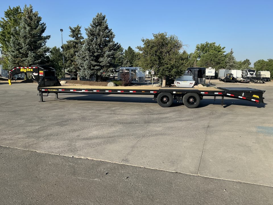 New 2027 Big Tex 22GN-35D5A-MRBK Flatbed Trailer