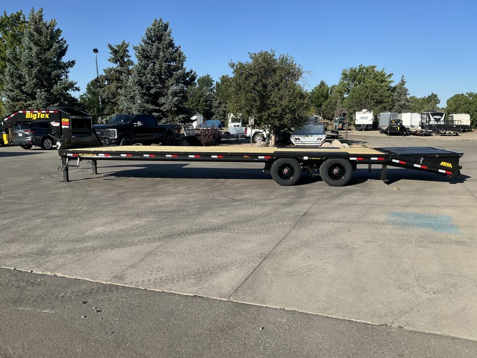 New 2027 Big Tex 25GN-33D5A-MRBK Flatbed Trailer