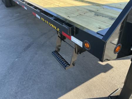 New 2027 Big Tex 25GN-33D5A-MRBK Flatbed Trailer